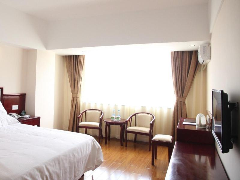 Greentree Inn Yunnan Lijiang Railway Station Yuxing Road Express Hotel Exterior foto
