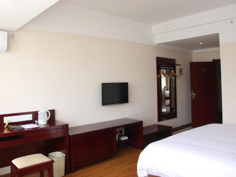 Greentree Inn Yunnan Lijiang Railway Station Yuxing Road Express Hotel Exterior foto