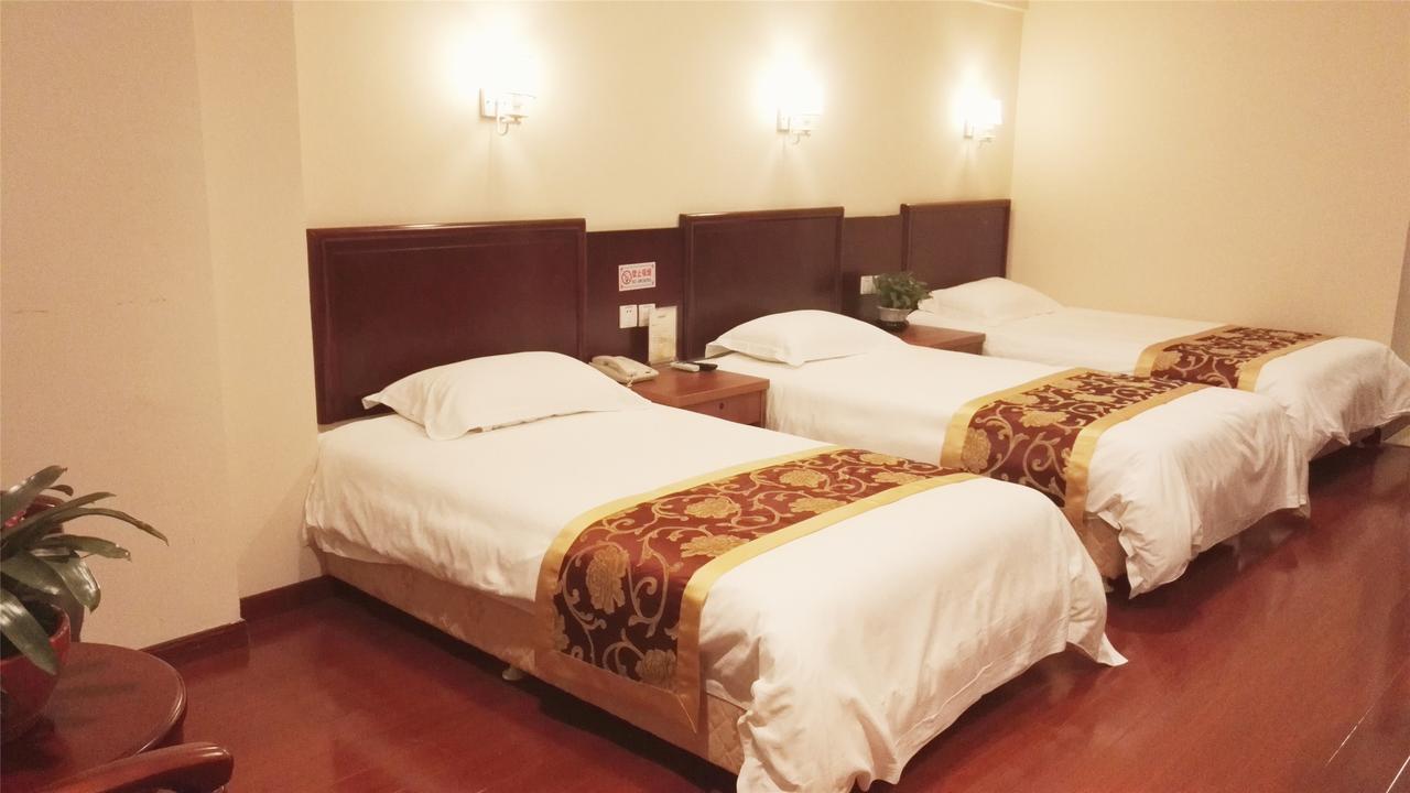 Greentree Inn Yunnan Lijiang Railway Station Yuxing Road Express Hotel Exterior foto